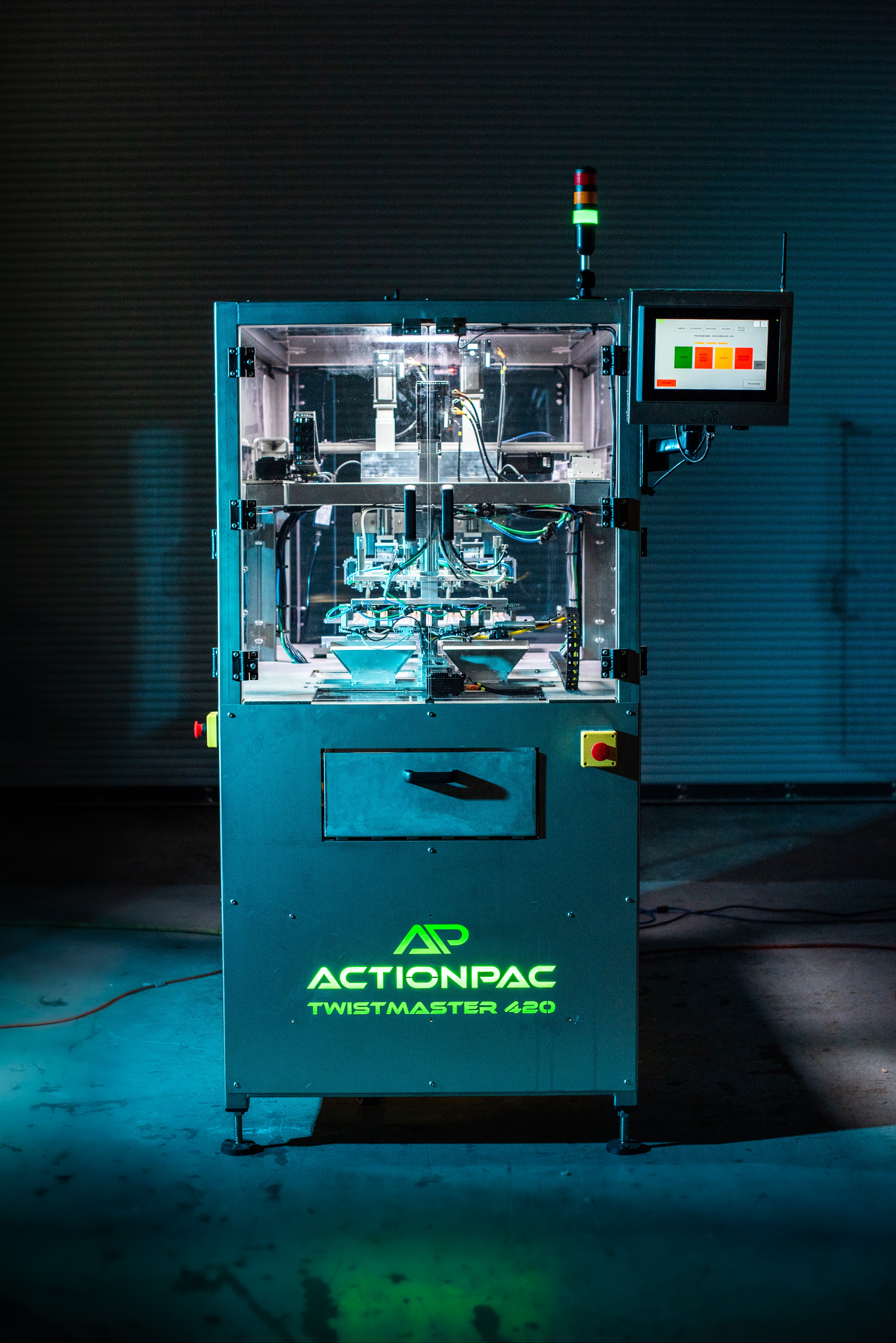 Automated Cone Solution - ActionPac TwistMaster 1238